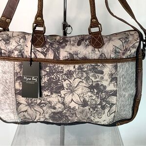 Myra Bag Laynyard Upcycled Canvas Messenger Bag S-1292